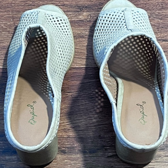 Qupid Womens Heel Tan Beige Suede Boho Slip On Mules Size 9 - Picture 4 of 4